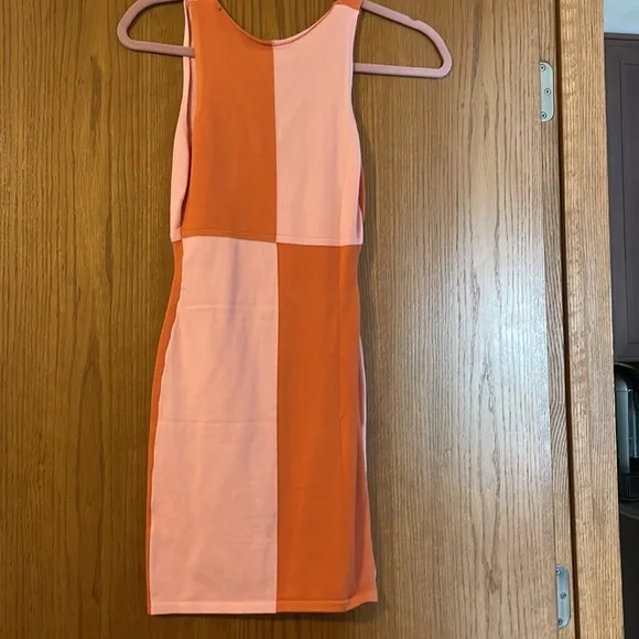 Princess Polly Dress - Picture 3 of 7